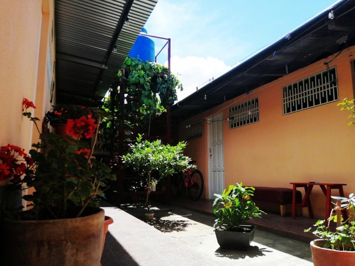 Hostal Mariella Estelí Exterior photo